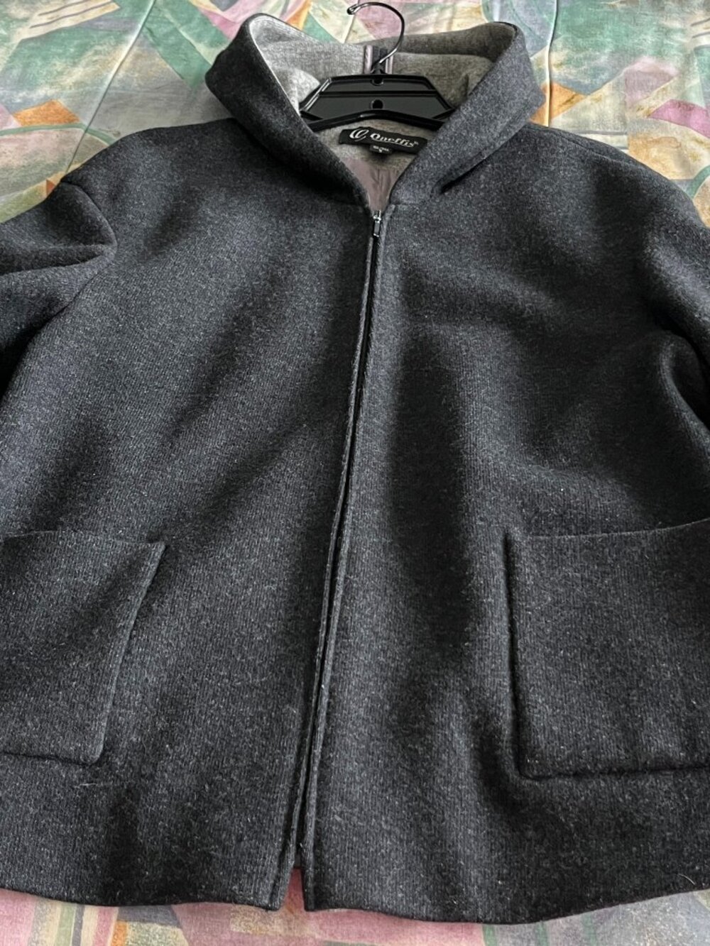 W Quattro Women’s Charcoal Wool Blend Zip-Up Hooded Jacket with Contrast Cuffs